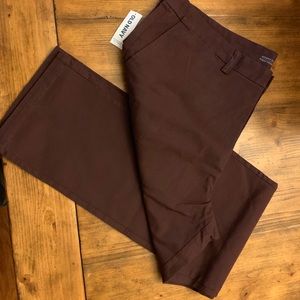 Old Navy maroon slim fit khakis. 38x32. NWT.